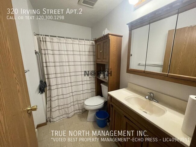 Building Photo - 320 Irving St