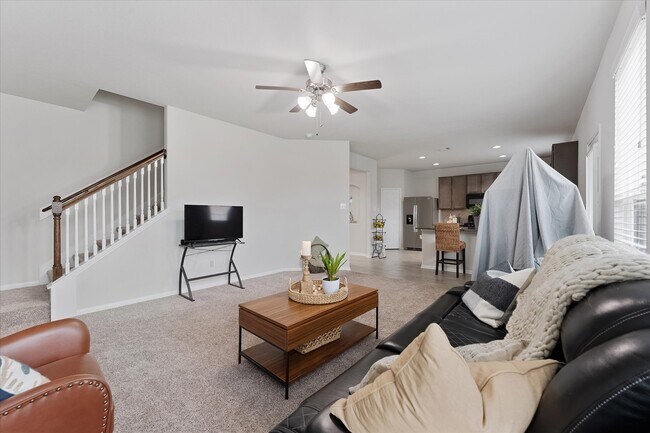 Building Photo - 3210 Lotus Blossom St