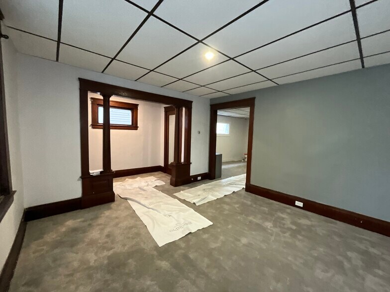 Building Photo - 7608 Harvard Ave