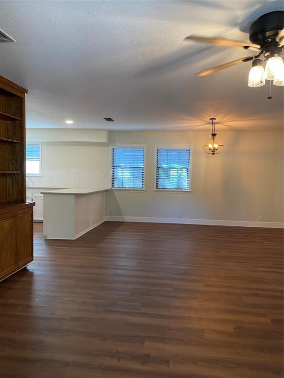 Building Photo - 15410 Enid Dr