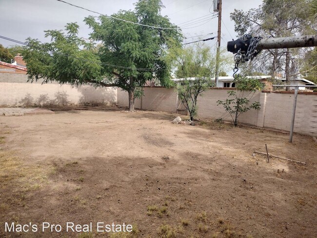 Building Photo - 3 br, 2 bath House - 6928 E. Timrod Street