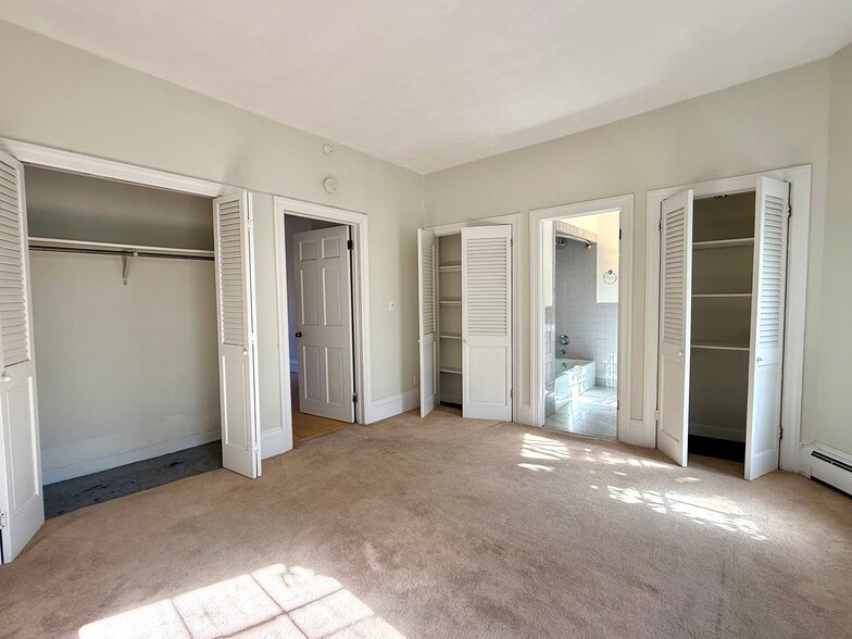 Building Photo - 550 Tremont St