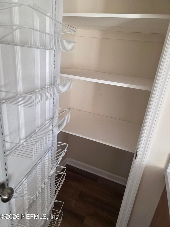 Building Photo - 3616 Toledo Rd