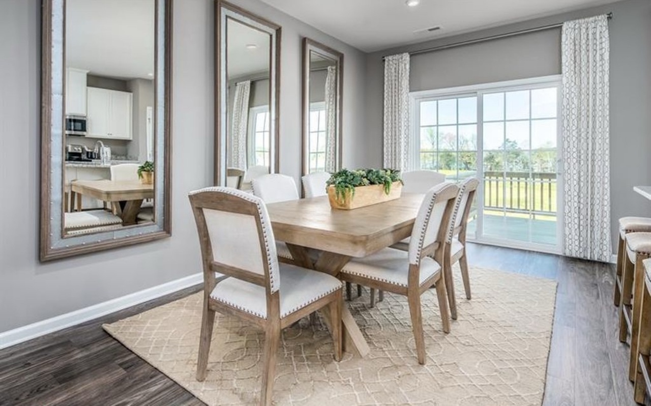 Dining area - 7841 Blackbriar Way