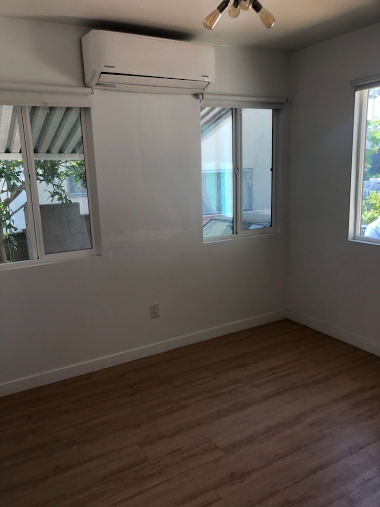 Building Photo - 3268 Fay Ave