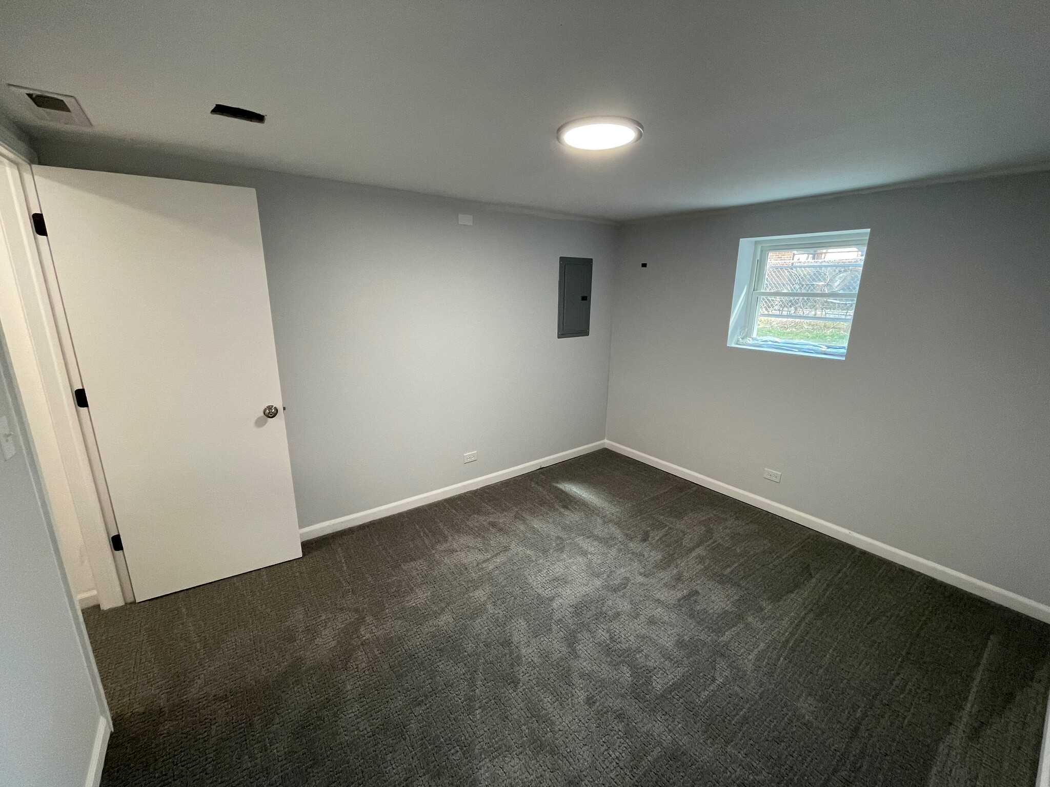 Bedroom - 4737 N Maplewood Ave