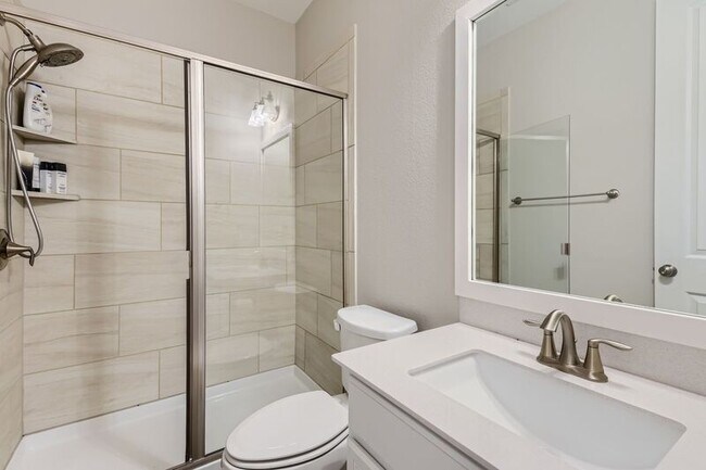 Building Photo - 21808 Esmeralda Dr