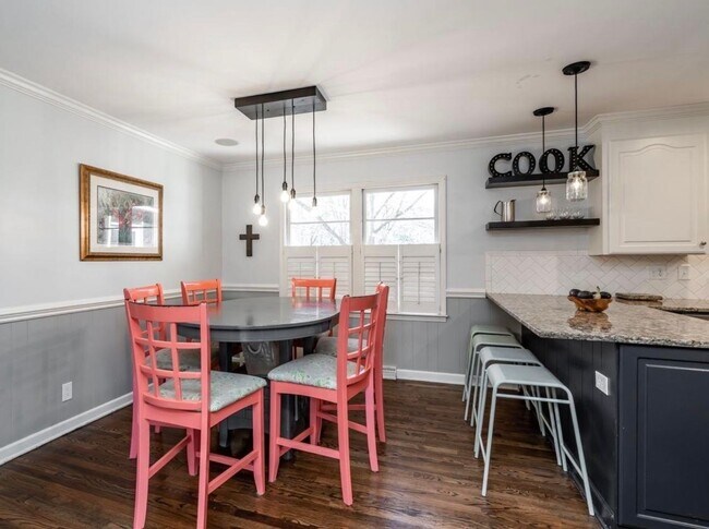 Building Photo - Low Maintenance 4BR/2BA Home near Downtown Greenville!