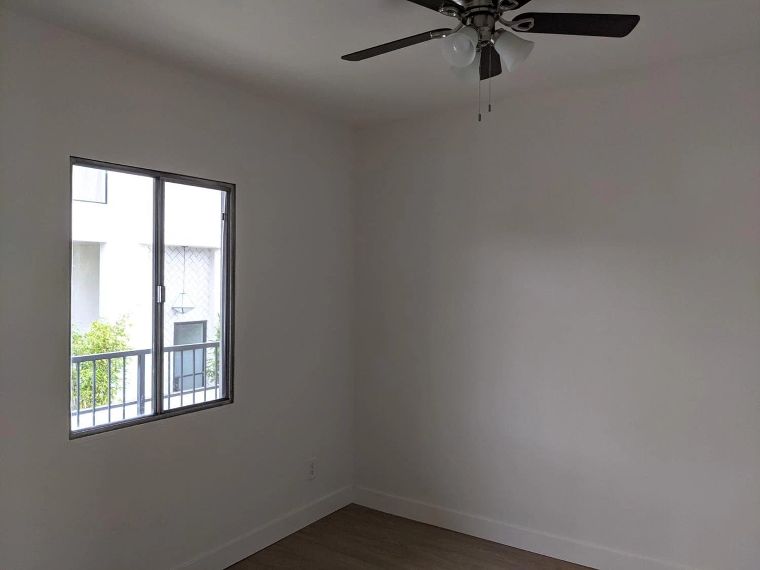 Building Photo - 1248 N Las Palmas Ave