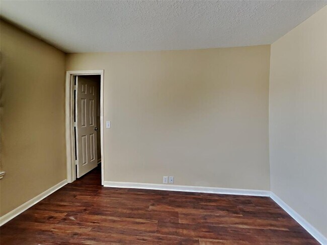 Building Photo - 18322 Valiant Brook Ct
