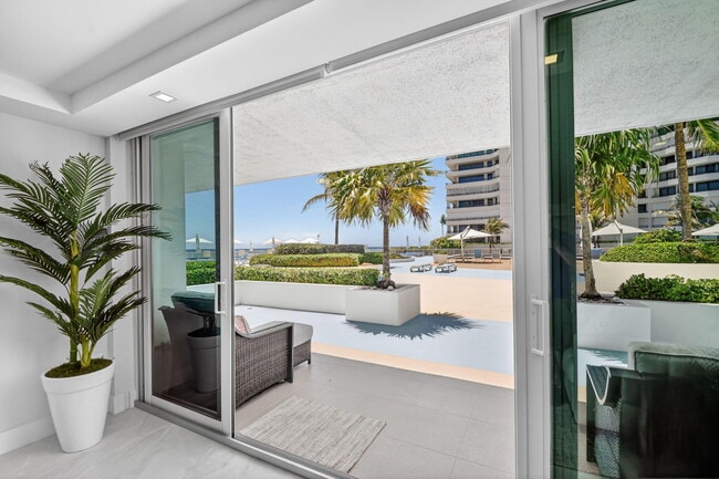 Building Photo - 3546 S Ocean Blvd
