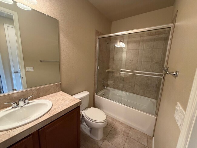 Building Photo - 3 Bedroom Home in Sparks Gated Community!