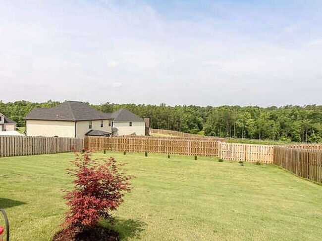 Building Photo - 406 Saterlee Ct