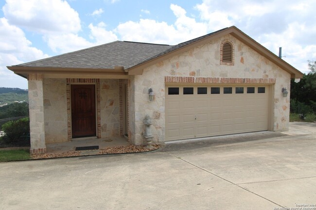 Building Photo - 16270 Revello Dr