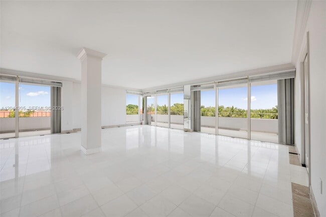 Building Photo - 155 Ocean Ln Dr
