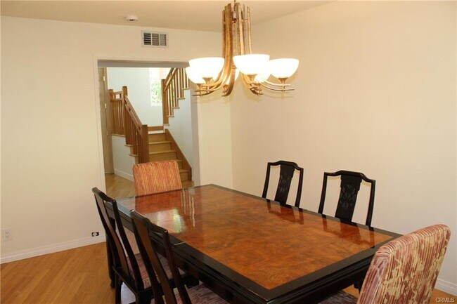 Building Photo - 4400 Portico Pl