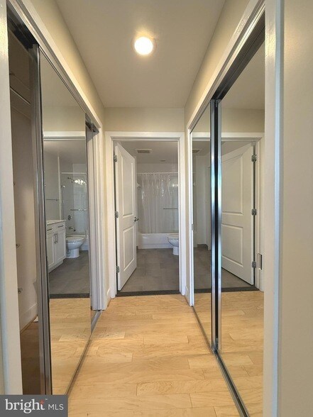 Building Photo - 4101 Albemarle St NW