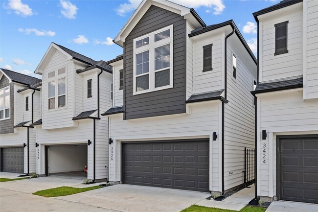 Building Photo - 3426 Bolin Rd