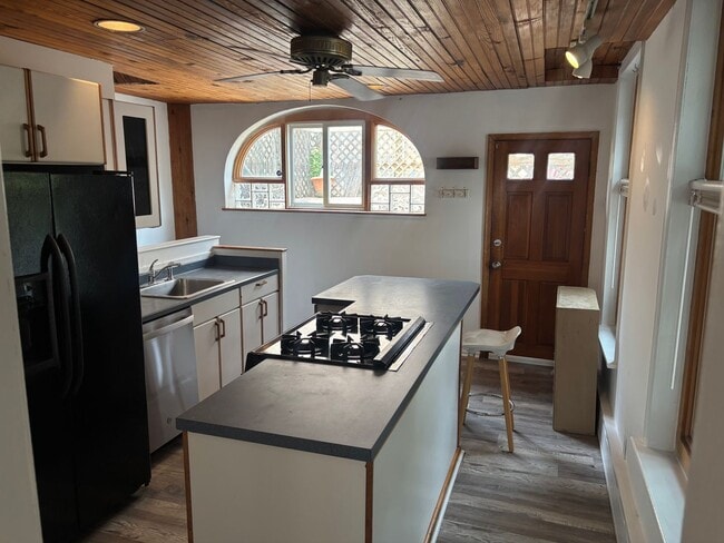 Building Photo - OPEN HOUSE TUEDAY, JULY 28, 2026 12:00 NOON - 2:00PM