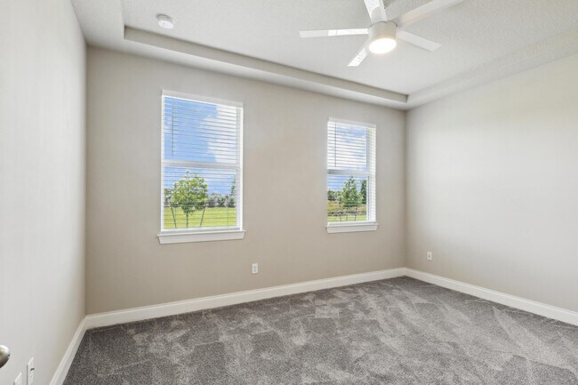 Building Photo - 6616 Cloverdale Ave