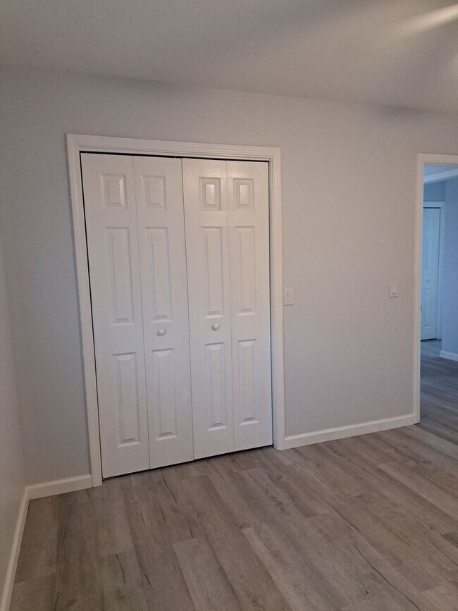 Building Photo - 4828 Grimes St