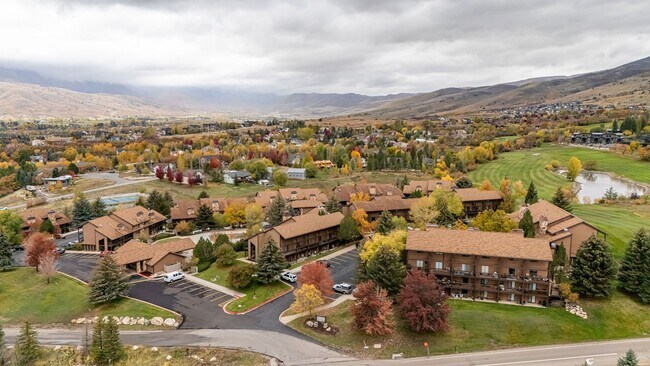 Building Photo - 3615 N Wolf Creek Dr