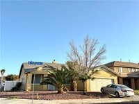 Building Photo - 13765 Thrush Ct