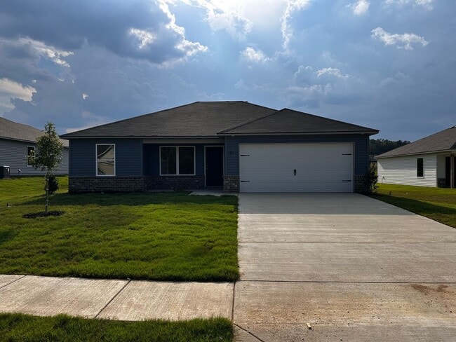 Primary Photo - 2025 Home for Rent!