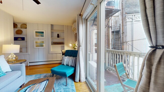 Building Photo - 282 Washington St