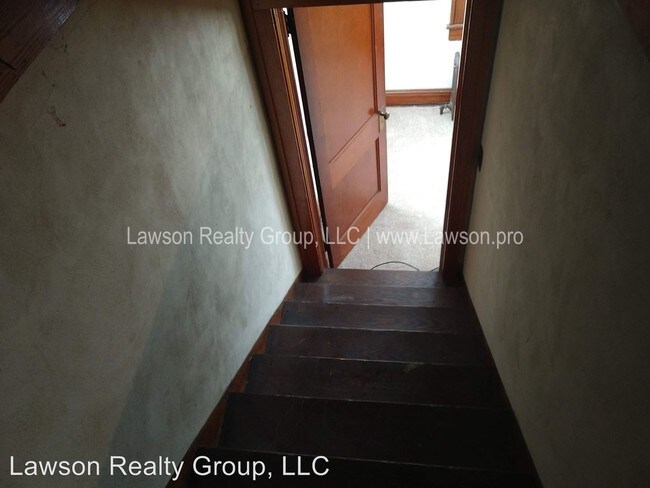 Building Photo - 2719 Plantation Rd NE