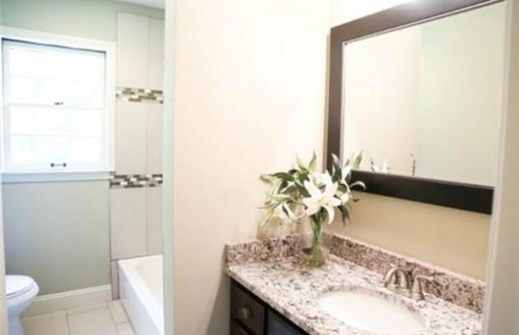 Building Photo - 4200 W 55th St