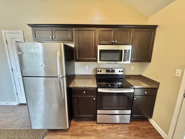 Building Photo - 5626 Tulip Tree Dr