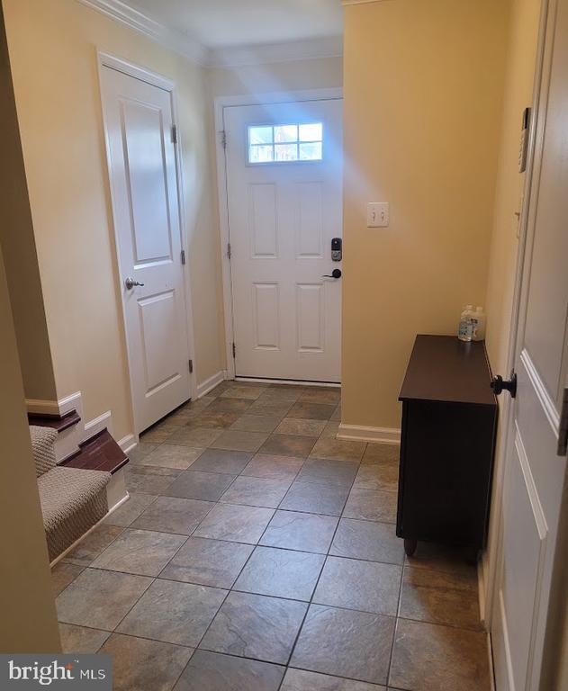 Building Photo - 45954 Iron Oak Terrace