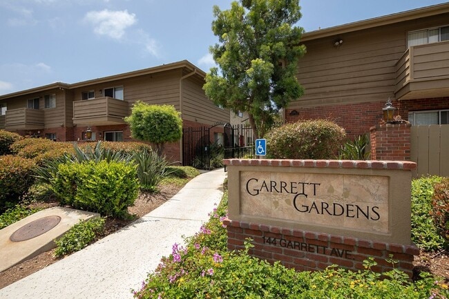 Interior Photo - Garrett Gardens