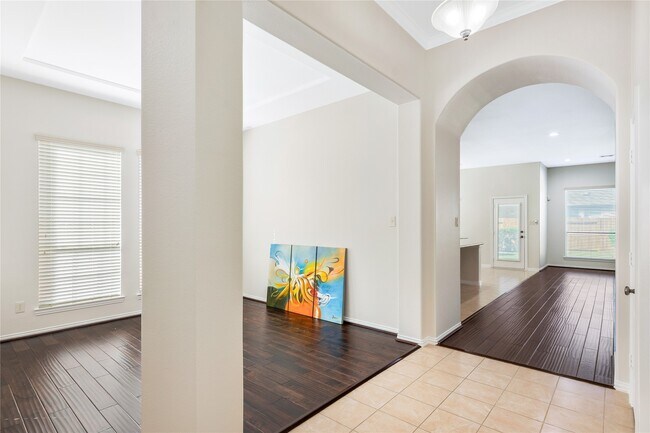 Building Photo - 24322 Bella Florence Dr