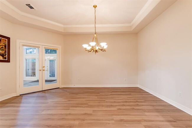 Building Photo - 3115 Evergreen Oak Dr