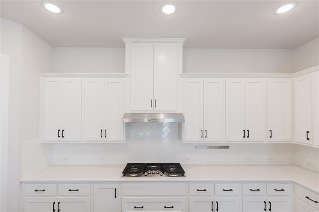 Building Photo - 14441 Balmoral Pl