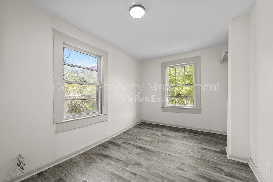 Building Photo - 1601 Arlington Ave