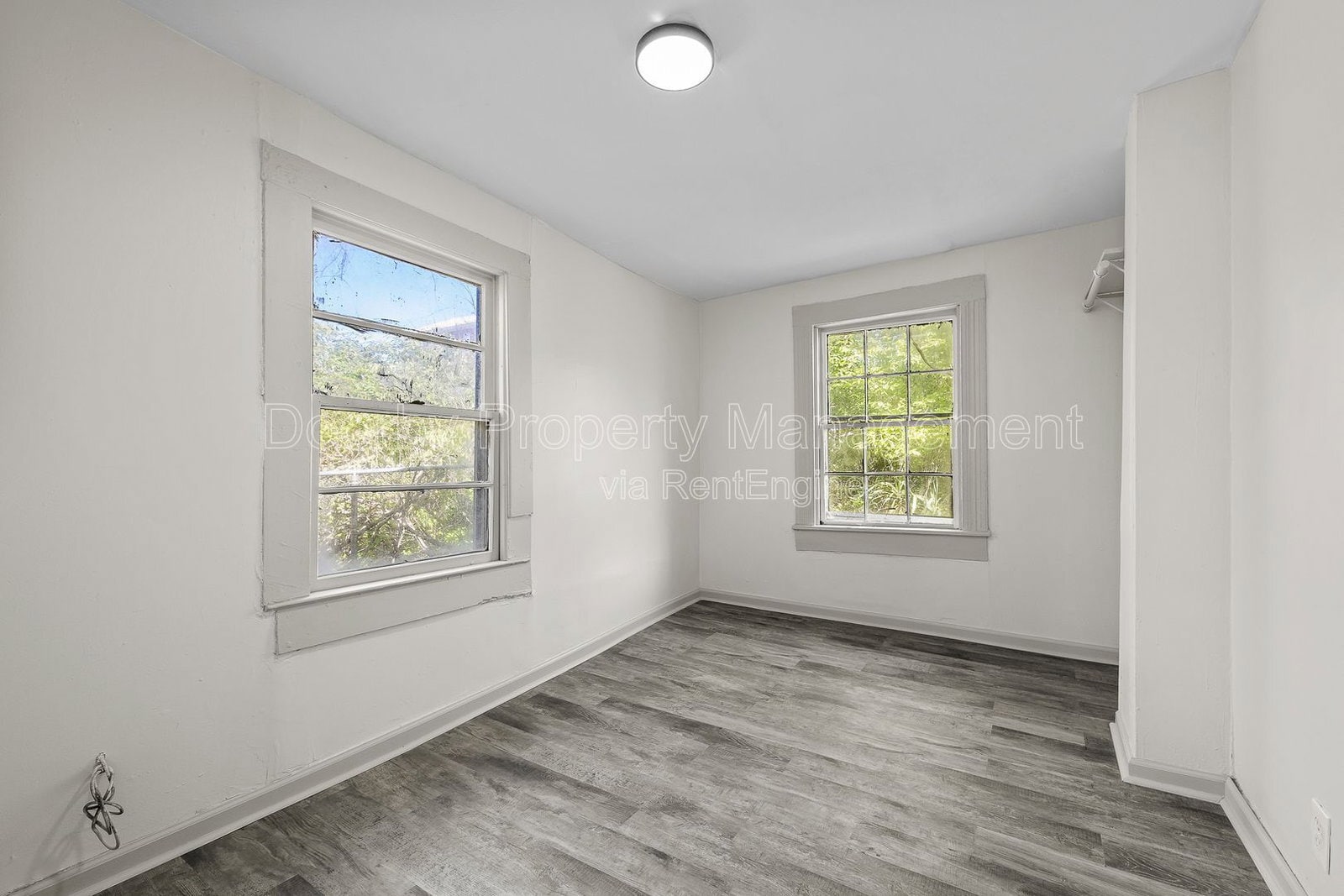 Building Photo - 1601 Arlington Ave