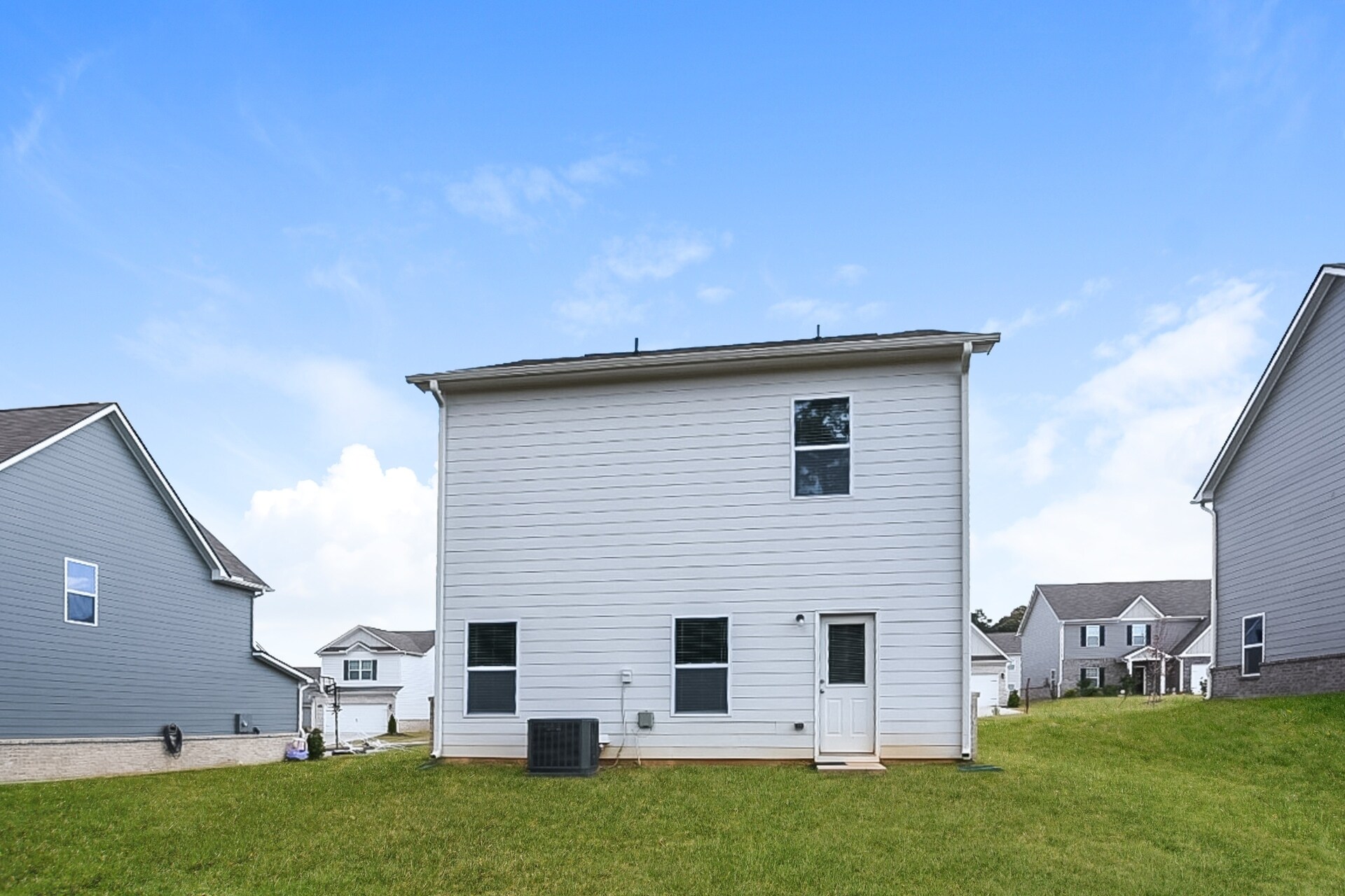 Building Photo - 154 Innis Brk Cir