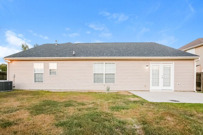 Building Photo - 218 Summit Park Ct