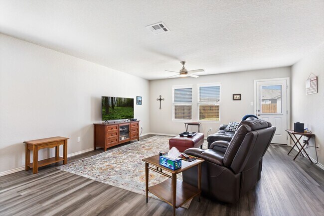 Building Photo - 13726 Locklear Way