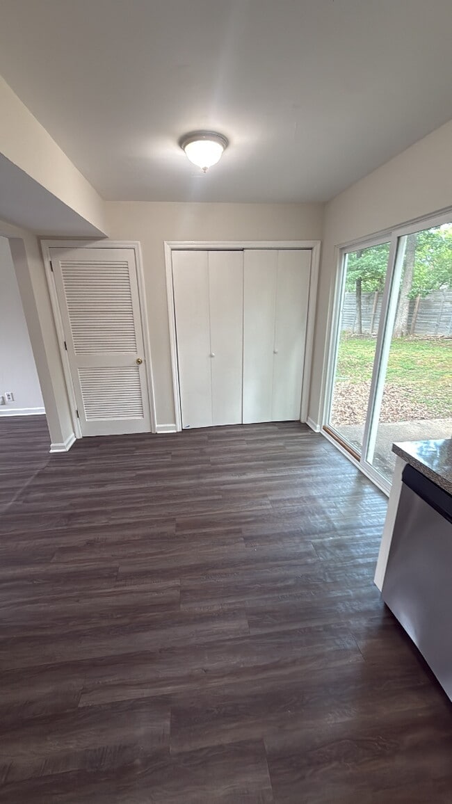 Building Photo - 3006 Woodymore Pl