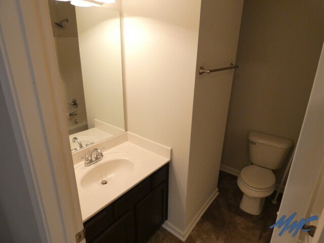 Building Photo - 2521 Jackalope St