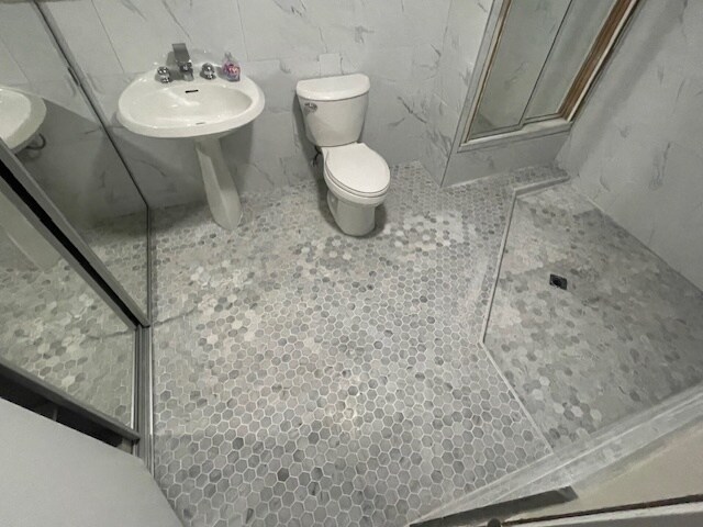 Lower Level Bath with Large Open Shower - 29 Crescent Ave