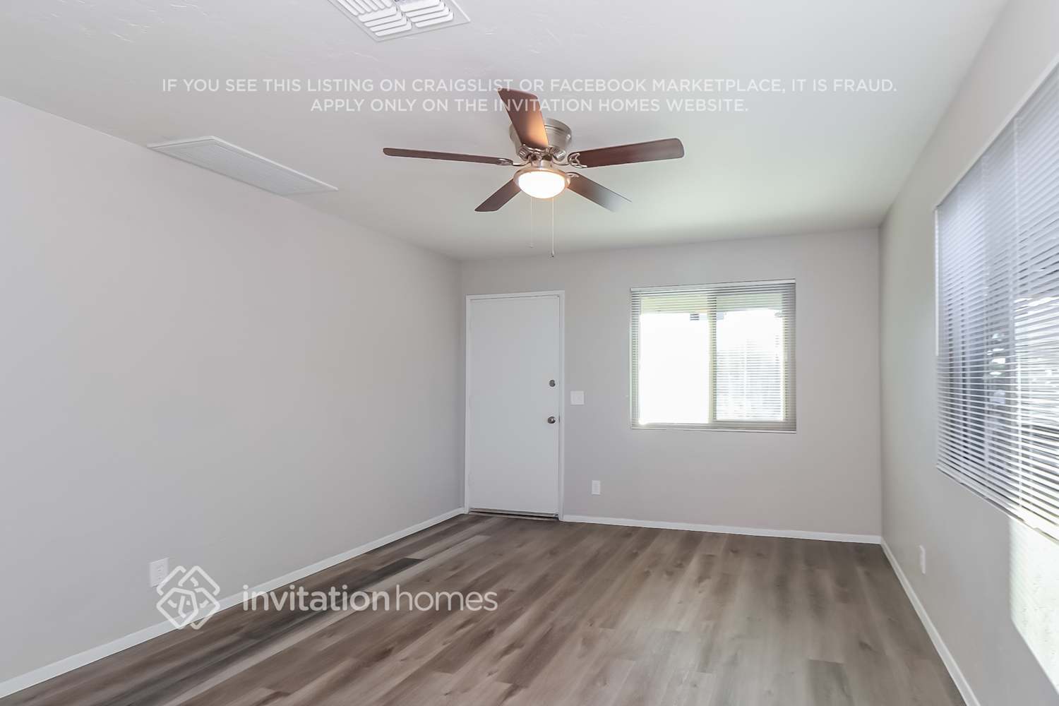 Building Photo - 811 E Alice Ave