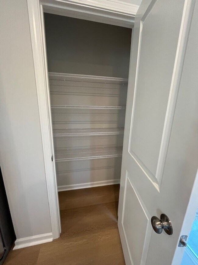 Building Photo - 5086 Northstar Dr