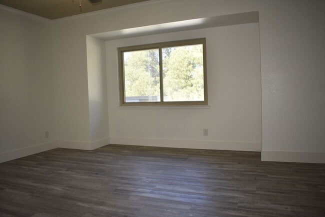 Building Photo - 7439 Sunrise Blvd