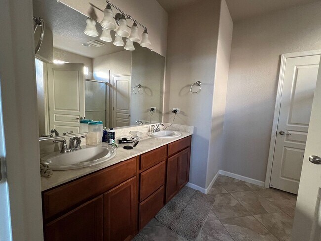 Building Photo - Del Webb Home Available