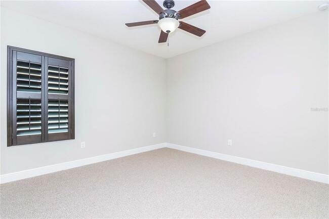 Building Photo - 4417 W Kensington Ave